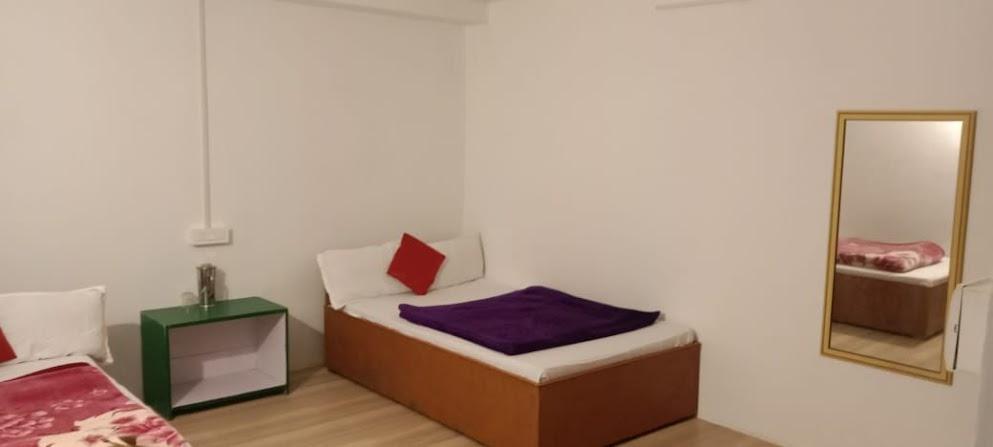 Guest bedroom