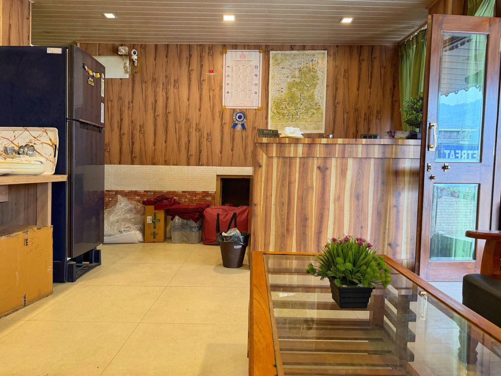 Reception desk