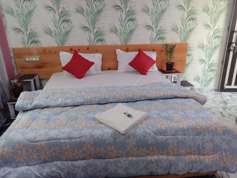 King bed with fresh linen