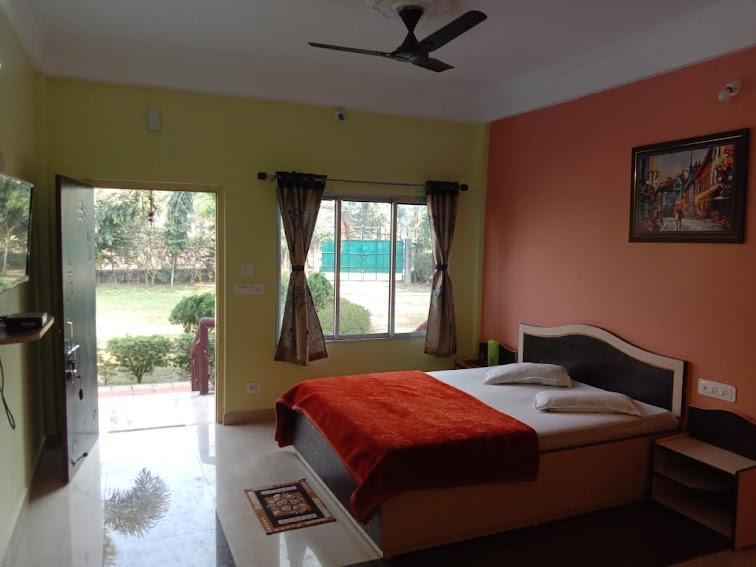 Guest bedroom