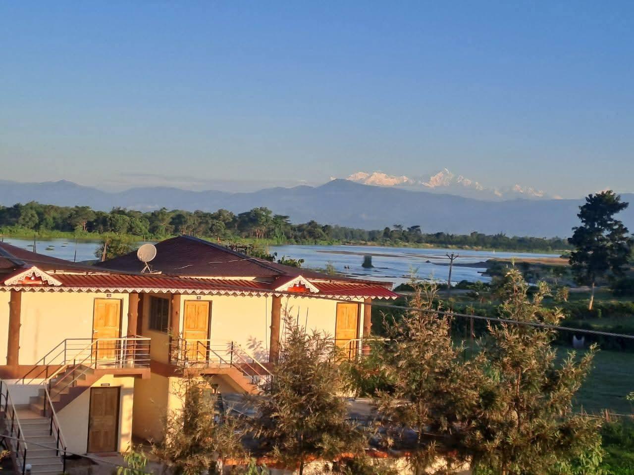 Kanchenjunga View
