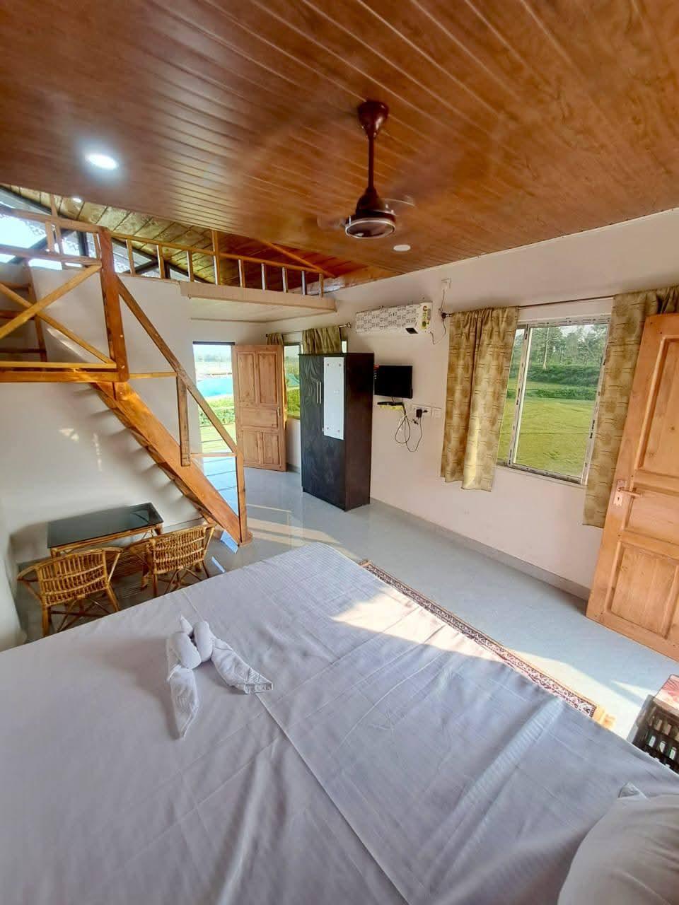 Duplex Room 