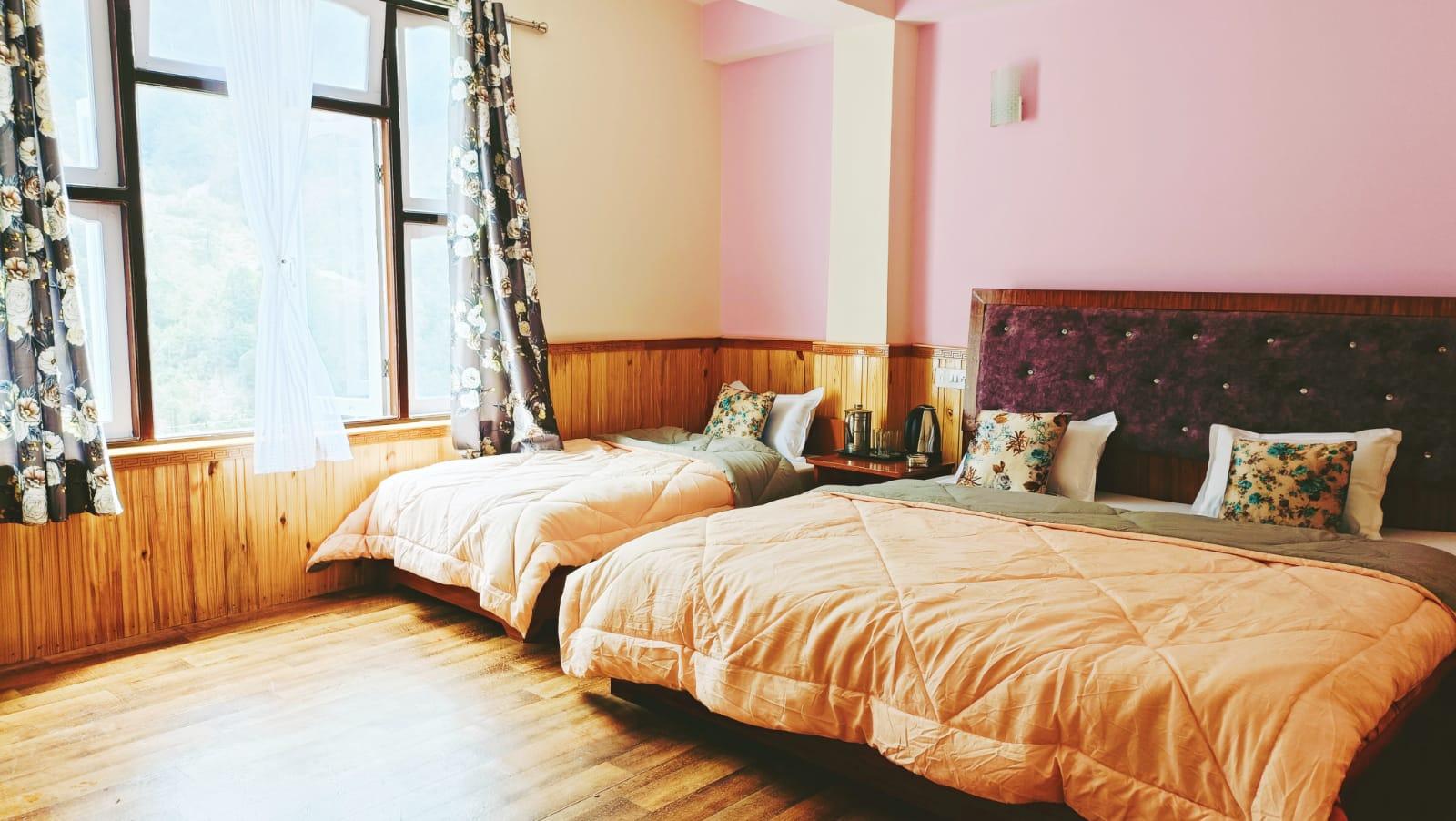 Great View Hotel Lachung photo 12