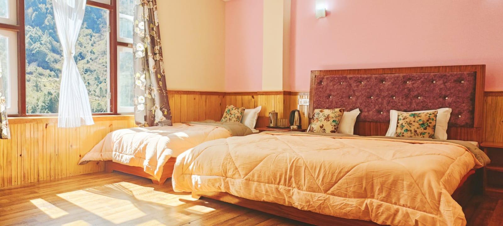 Great View Hotel Lachung photo 14
