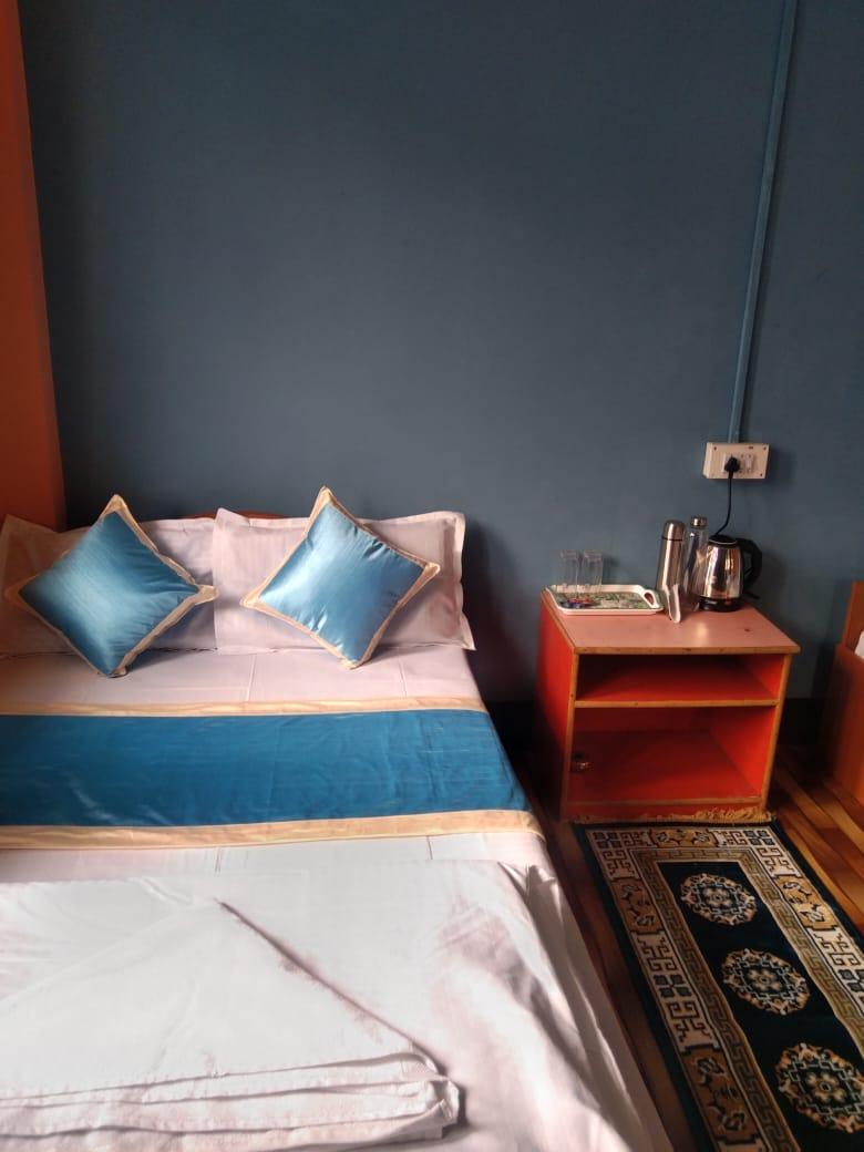 comfortable bed of phadamchen homestay