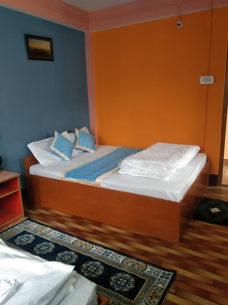 Luxury bed at phadamchen homestay