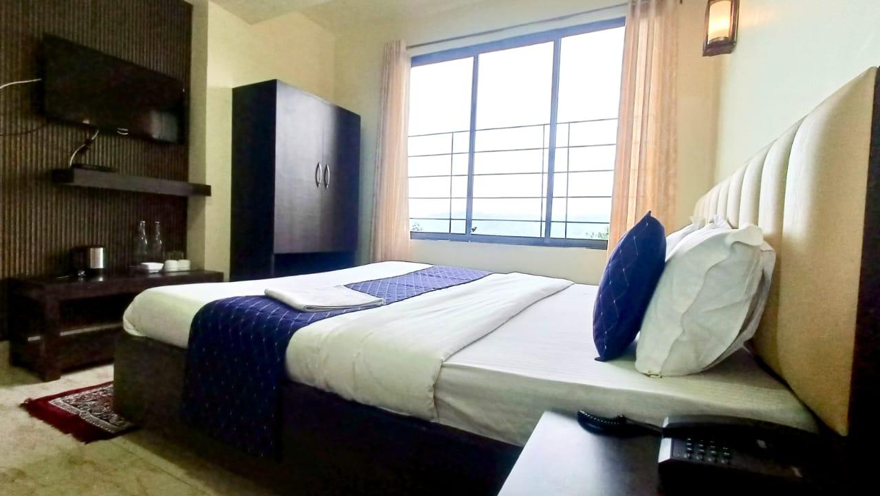 DELUXE  VIEW ROOM AT GANGTOK HOTEL