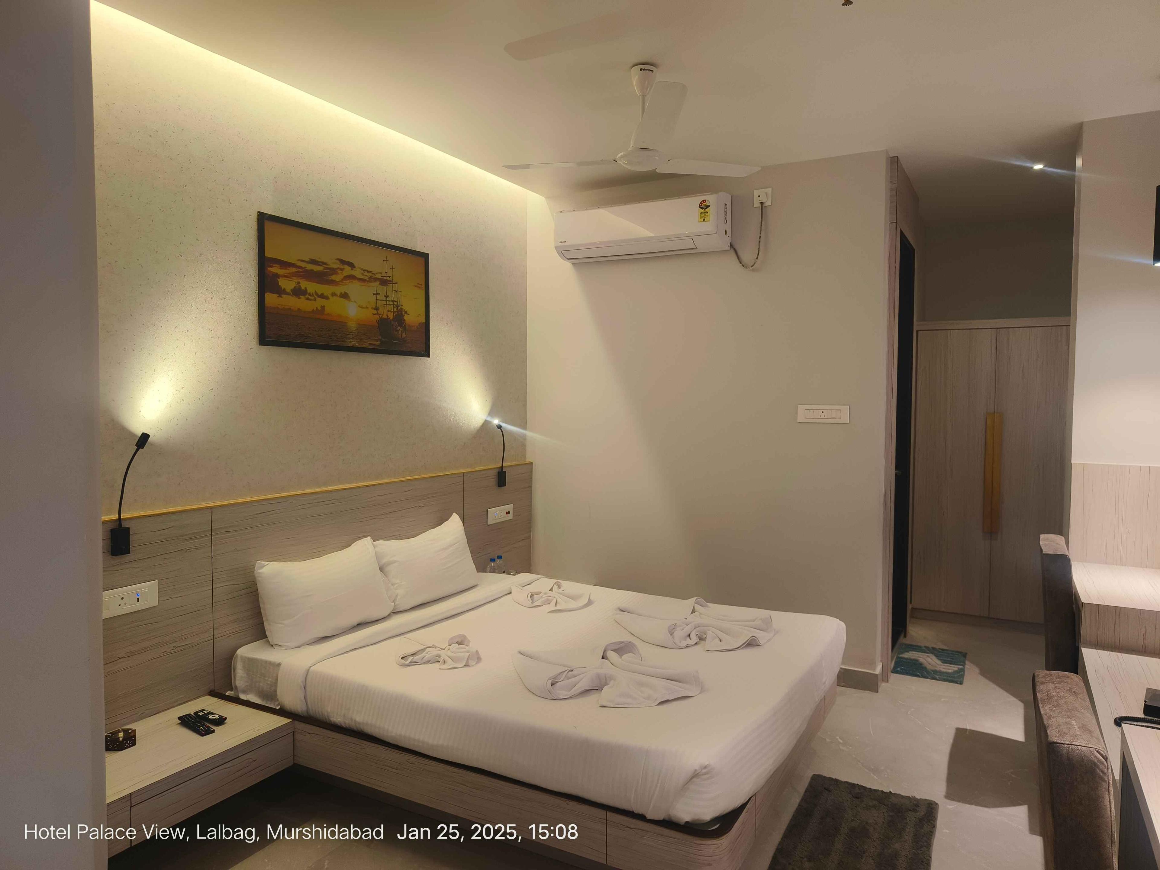 Premium Deluxe Room