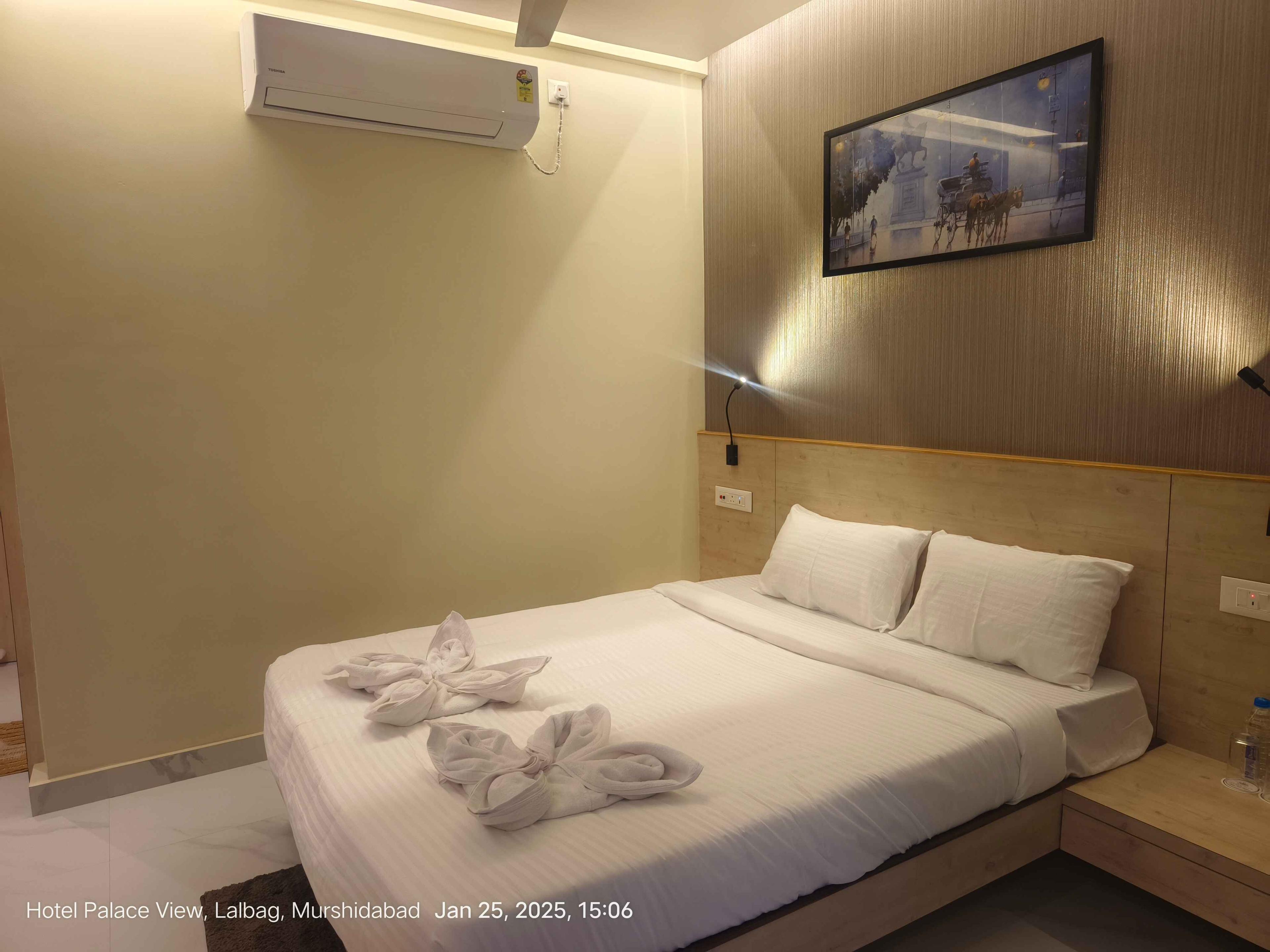 Standard Deluxe Room