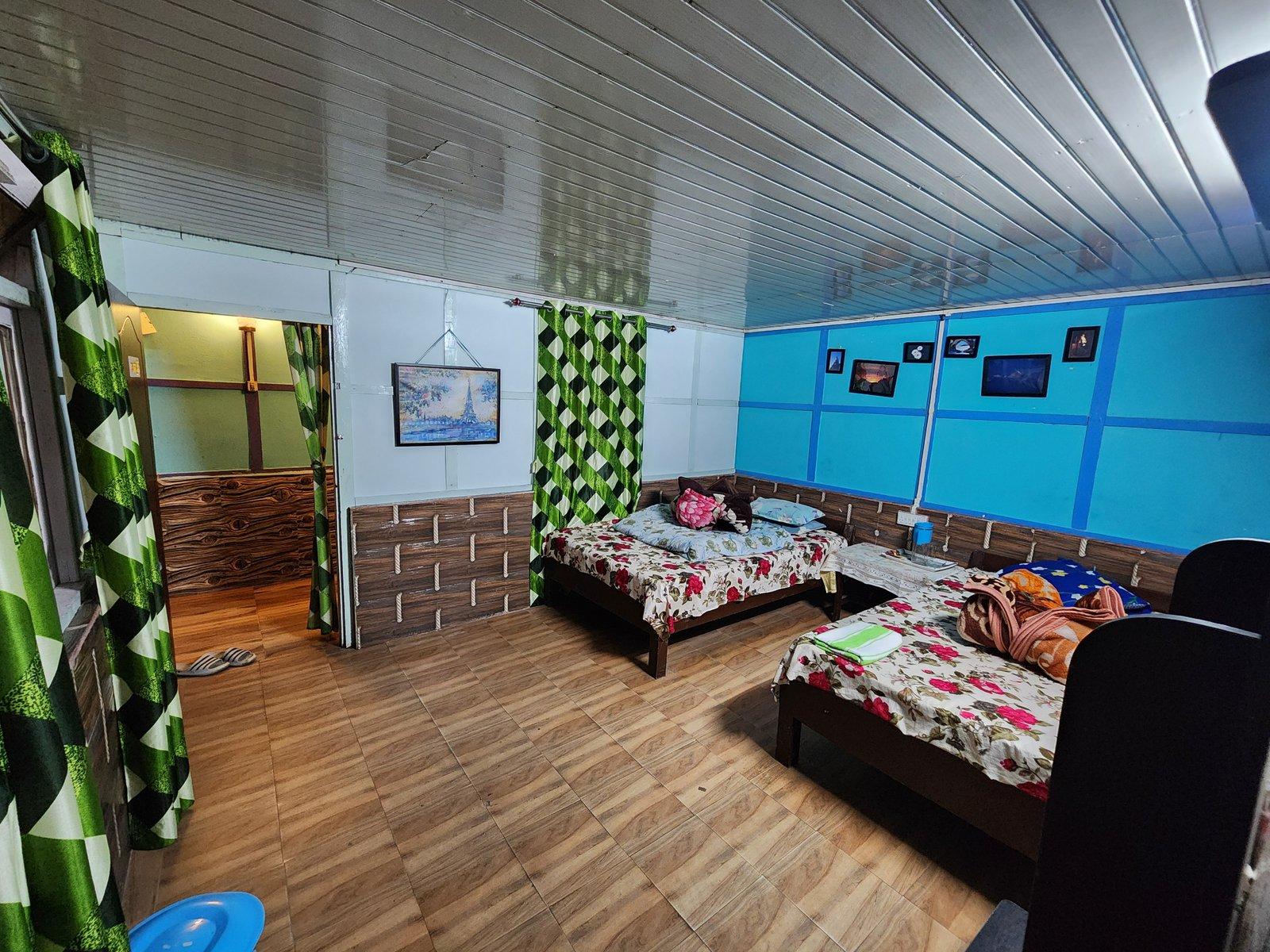 Four Bed Room of Homestay 